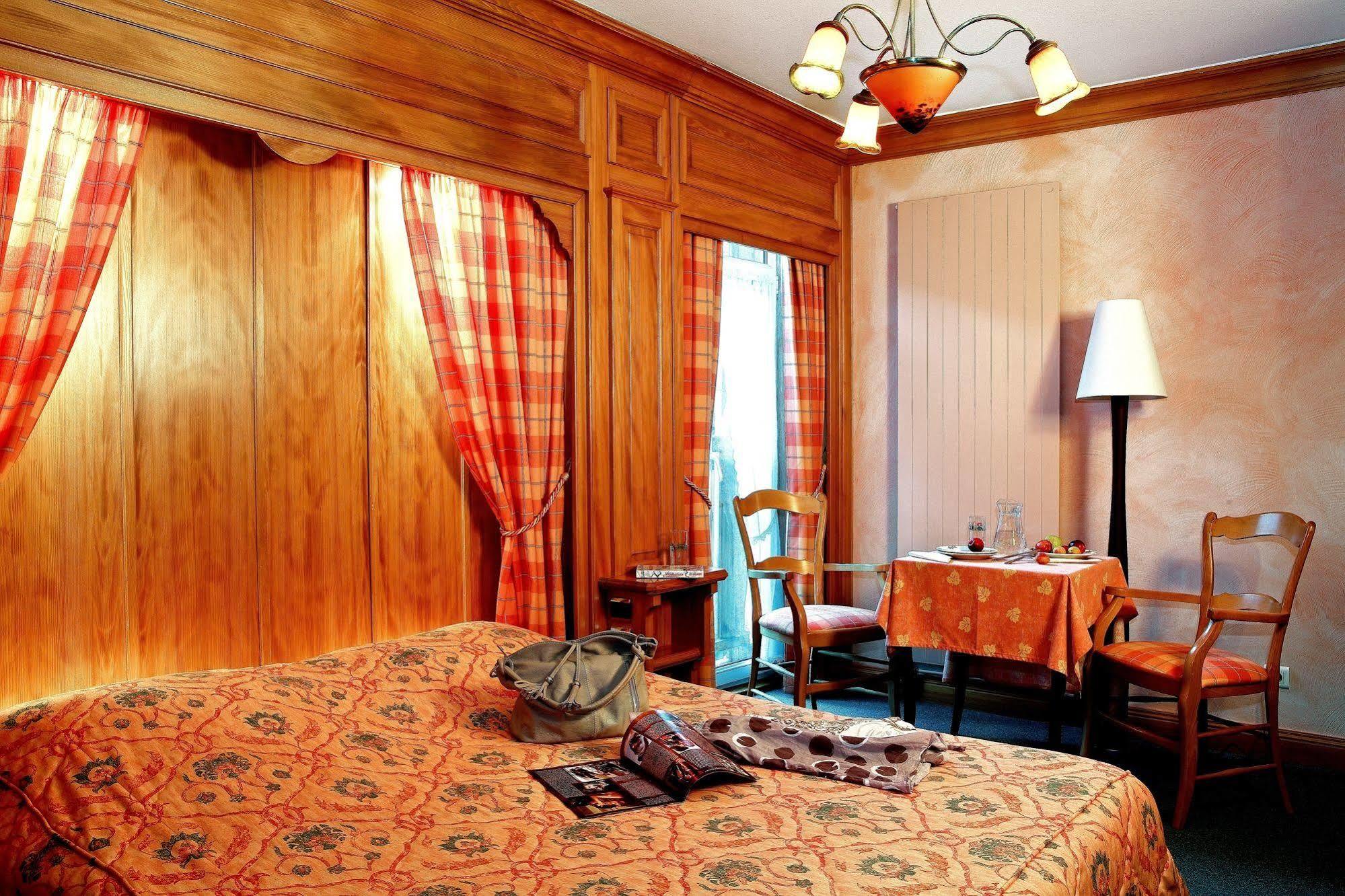 Hotel A La Vignette - Colmar-Nord Saint-Hippolyte  Exteriér fotografie