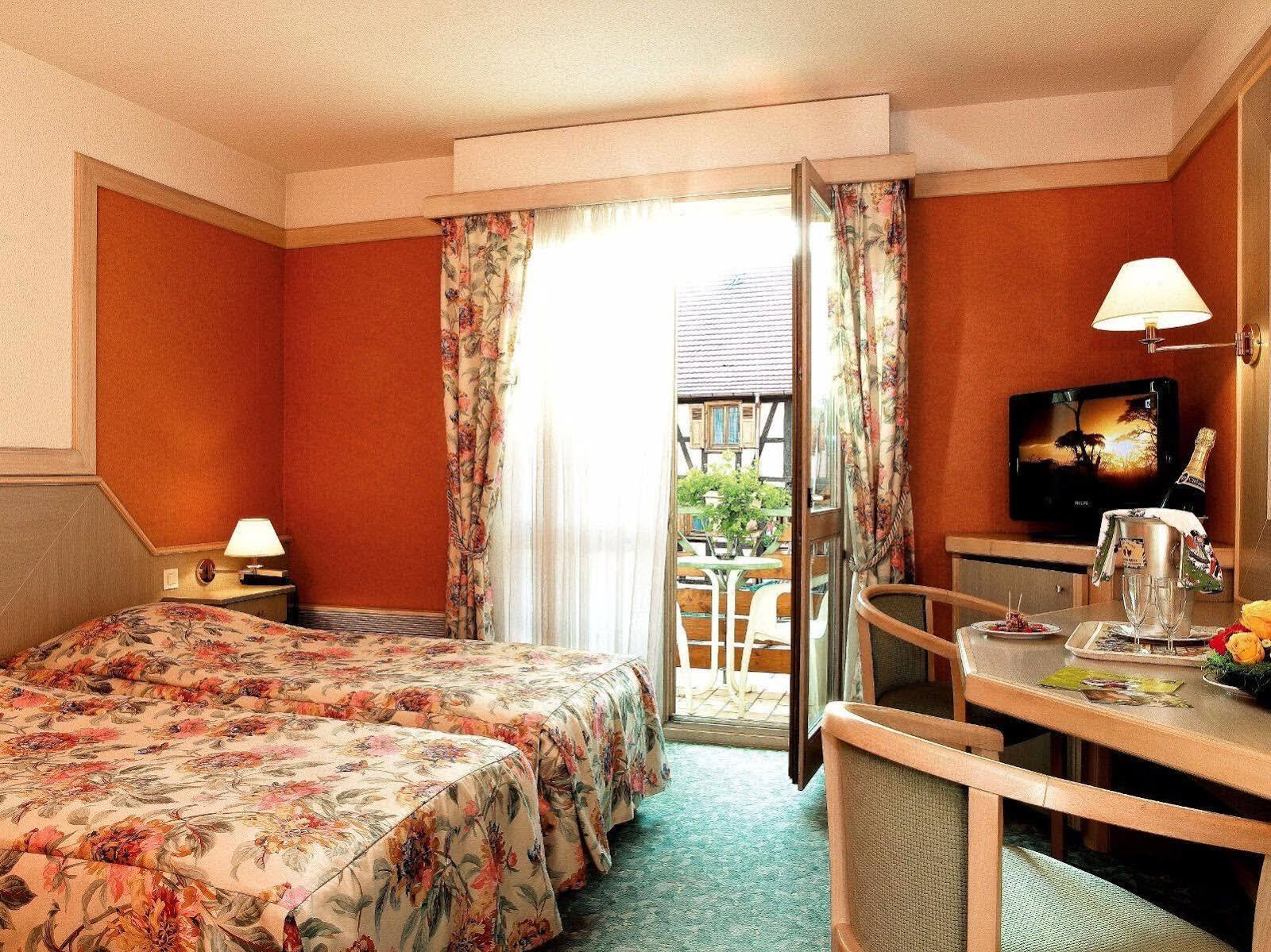 Hotel A La Vignette - Colmar-Nord Saint-Hippolyte  Exteriér fotografie